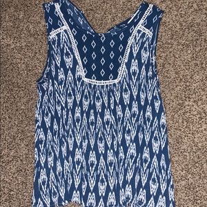 Blue pattern top